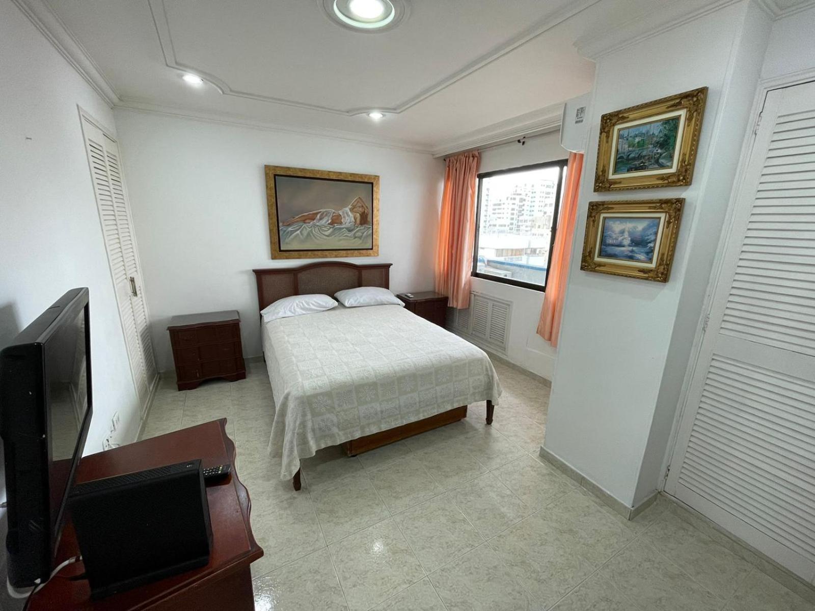 Apartamentos En Edificio Portofino Icdi Cartagena Rom bilde